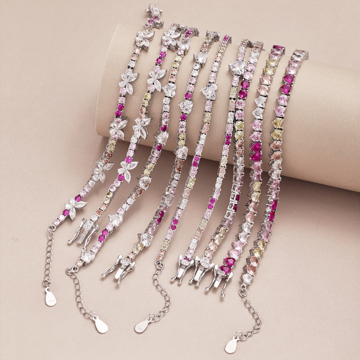 [AURORA]Ornate Colorful Butterfly Shape Round Cut Daily Bracelet