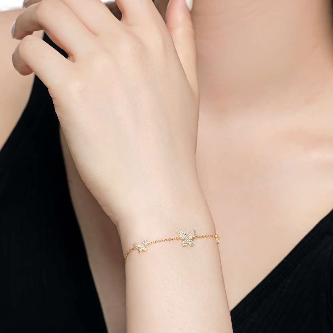 [AURORA]Delicate Butterfly Pendant Bracelet
