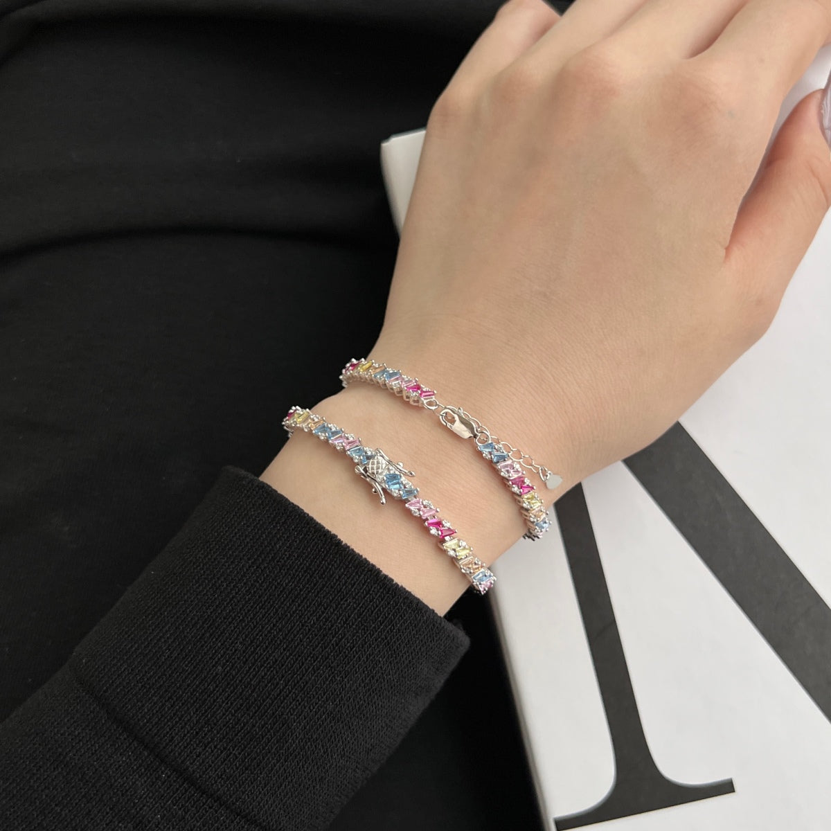 [AURORA]Ornate Sparkling Multi Cut Party Bracelet