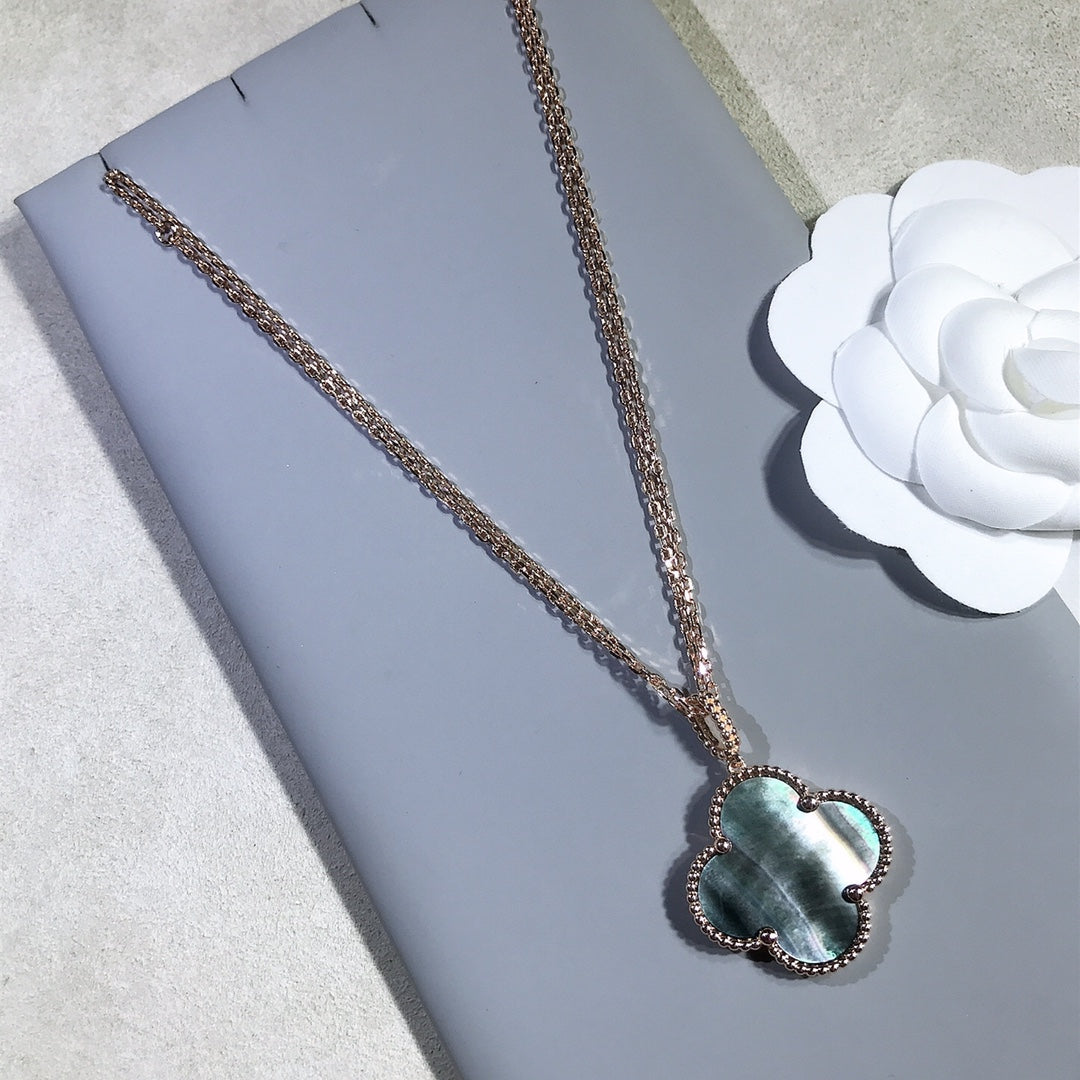 [basloveJW]CLOVER 25MM GOLD DARK MOP BIG CLOVER HALSKETTE