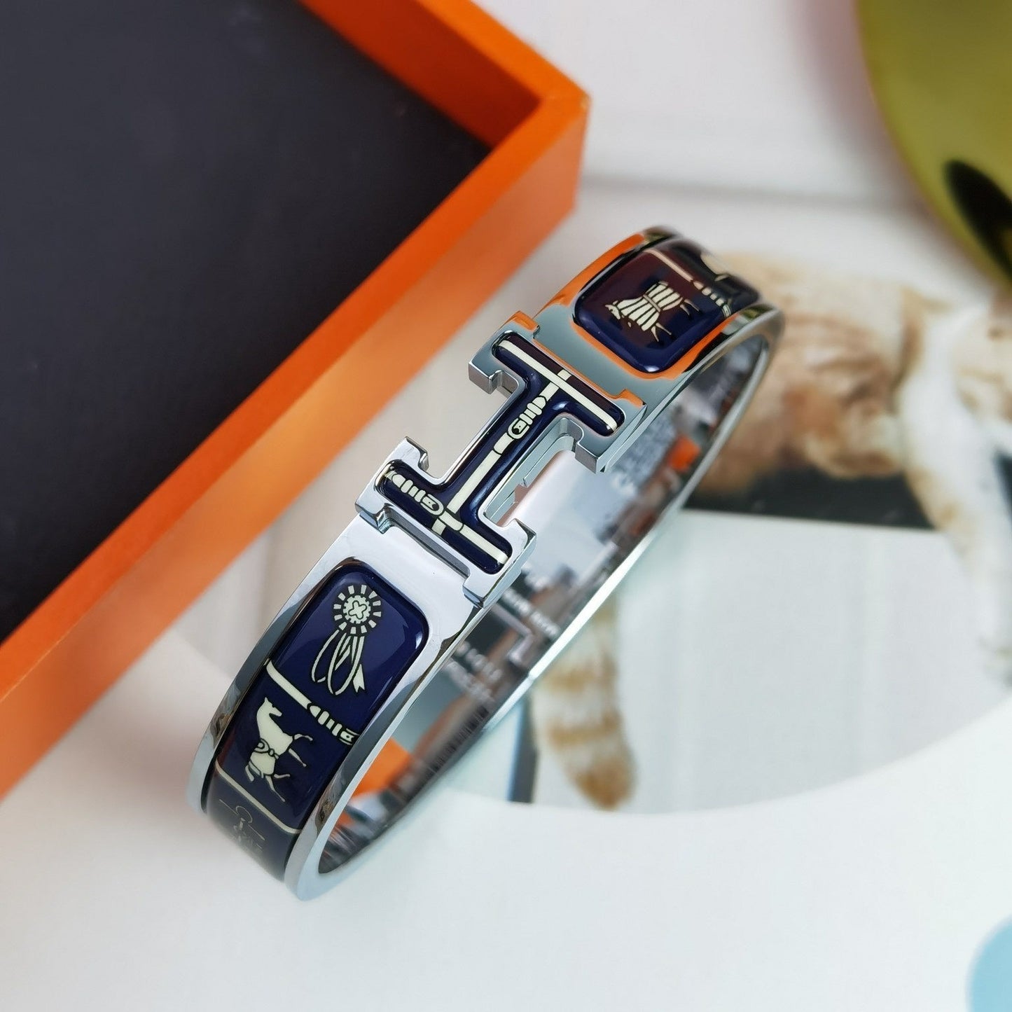 [AURORA]H COUVERTURES DUNKELBLAUES ARMBAND