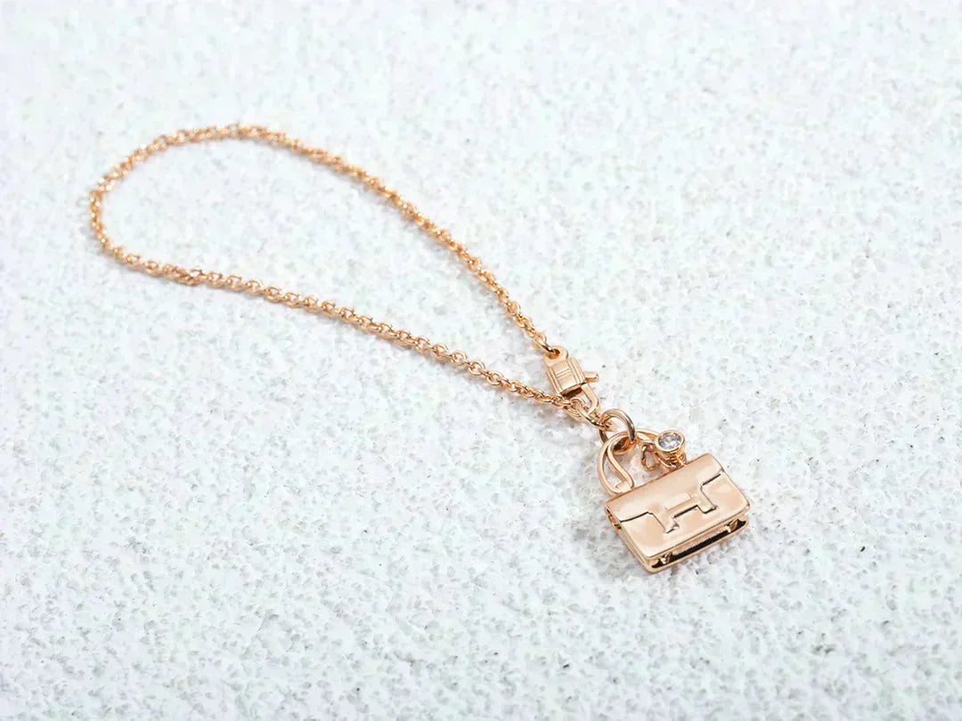 [AURORA]AMULETTE PEDANT ROSE GOLD NECKLACE