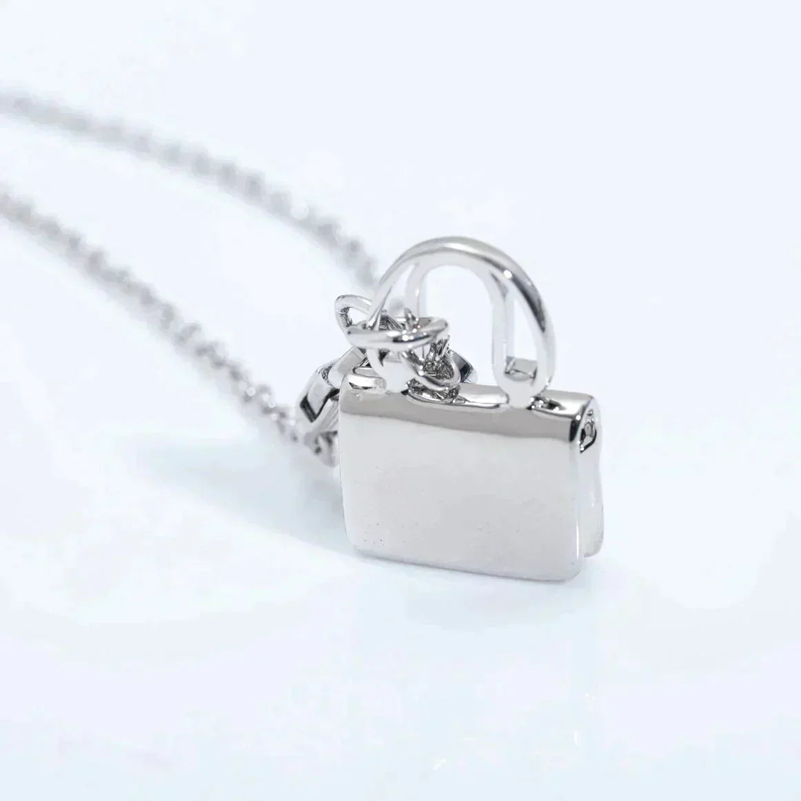 [AURORA]アミュレットペンダント シルバーネックレス