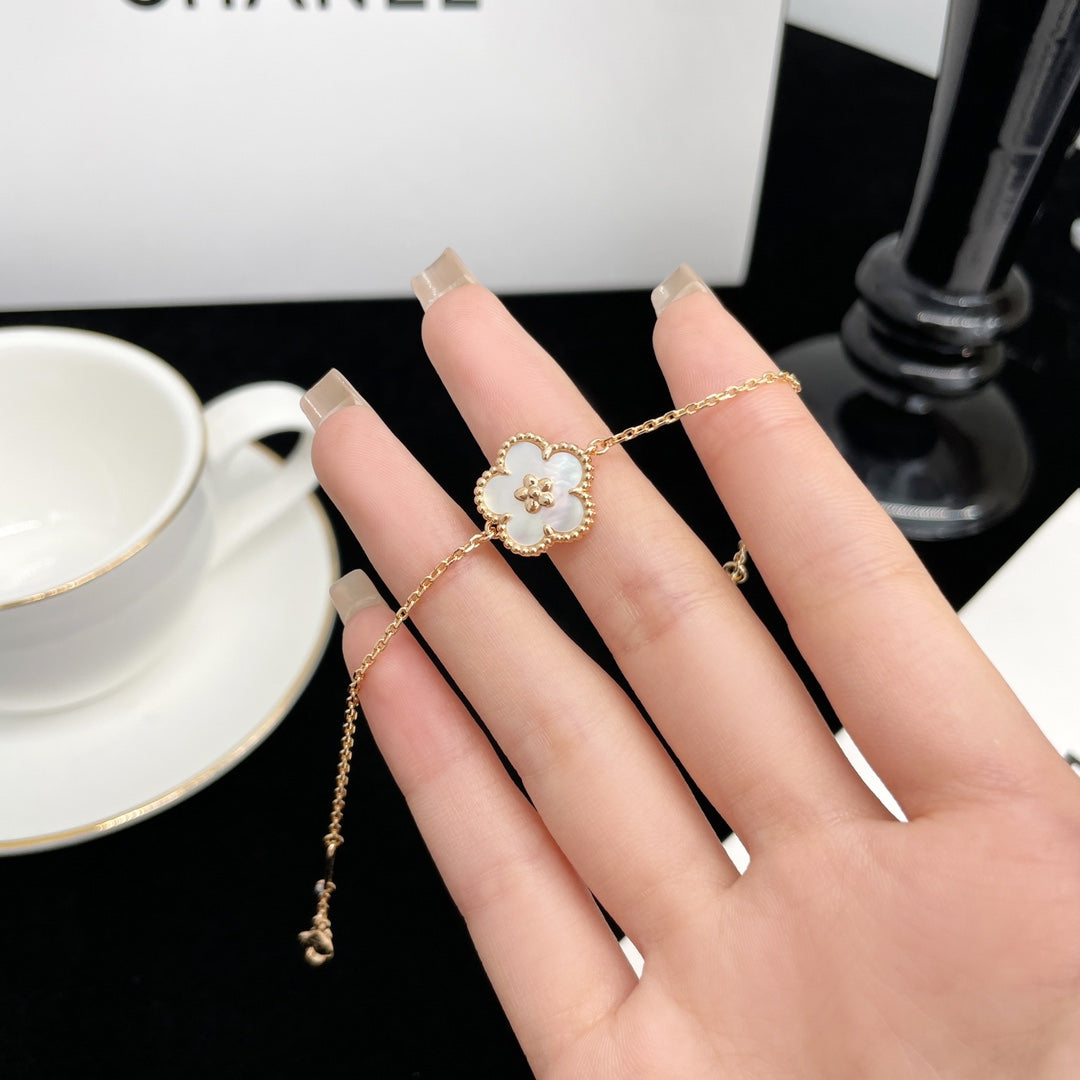 [AURORA]LUCKY SPRING ROSE GOLD MOP BRACELET