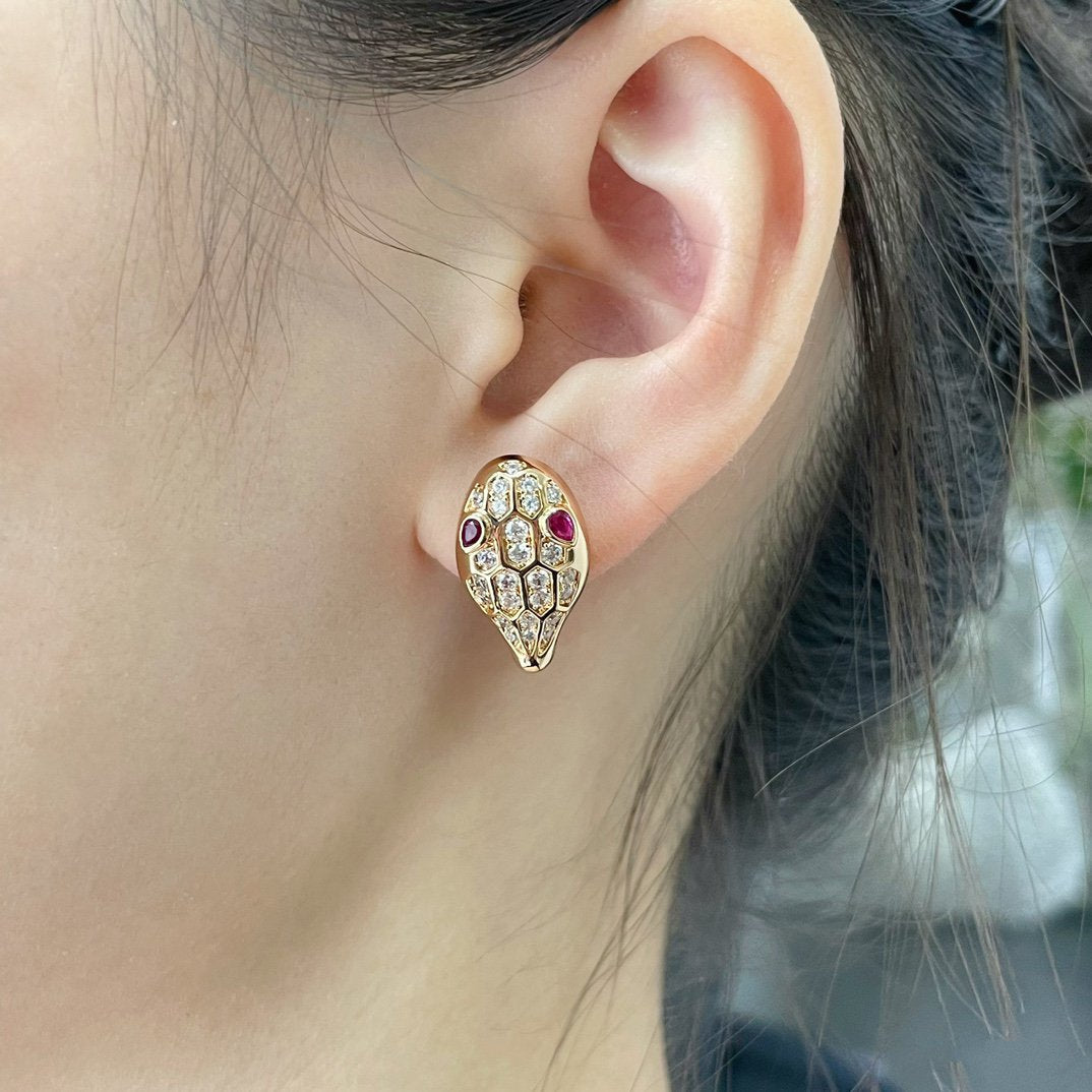 [AURORA]SERPENT DIAMOND STUD EARRINGS