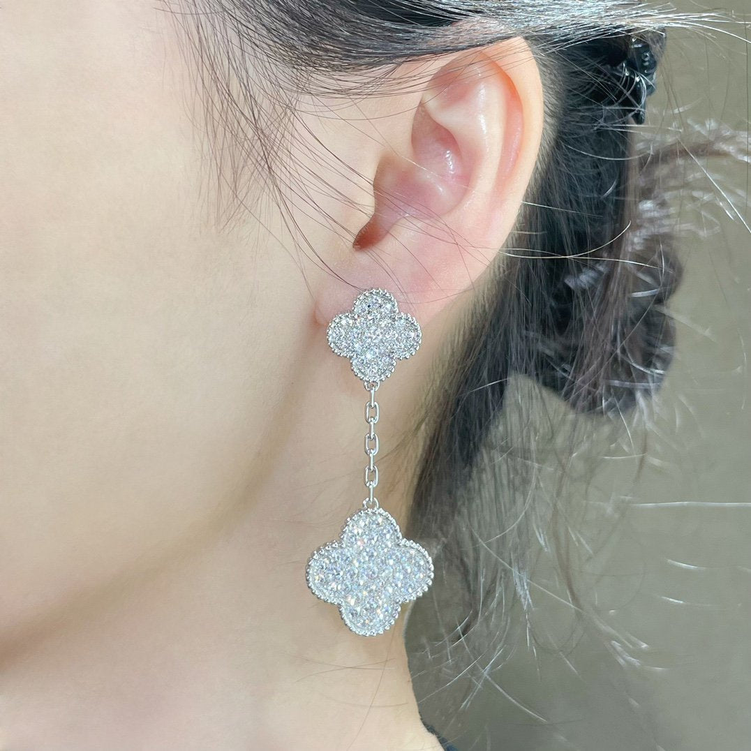 [basloveJW]Silberohrringe mit Kleeblattmotiv und Diamanten