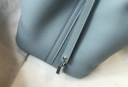 picotin lock 22 stone blue togo shw
