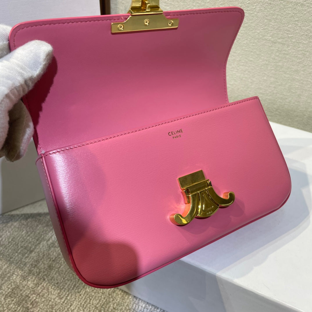 CHAIN EMBOSSED ARMPIT BAG 20 IN WATERMELON PINK CALFSKIN