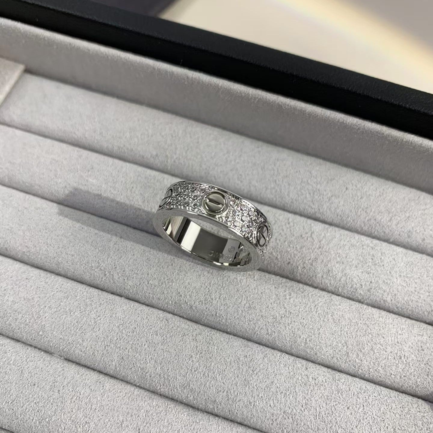 [AURORA]ラブリング 5.5mm ダイヤモンドパヴェ