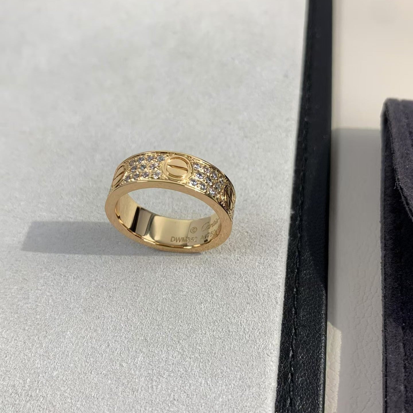 [AURORA]ラブリング 5.5mm ダイヤモンドパヴェ
