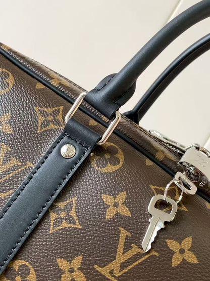 PORTE- DOCUMENTS VOYAGE NM HANDBAG 36 IN BROWN DAMIER