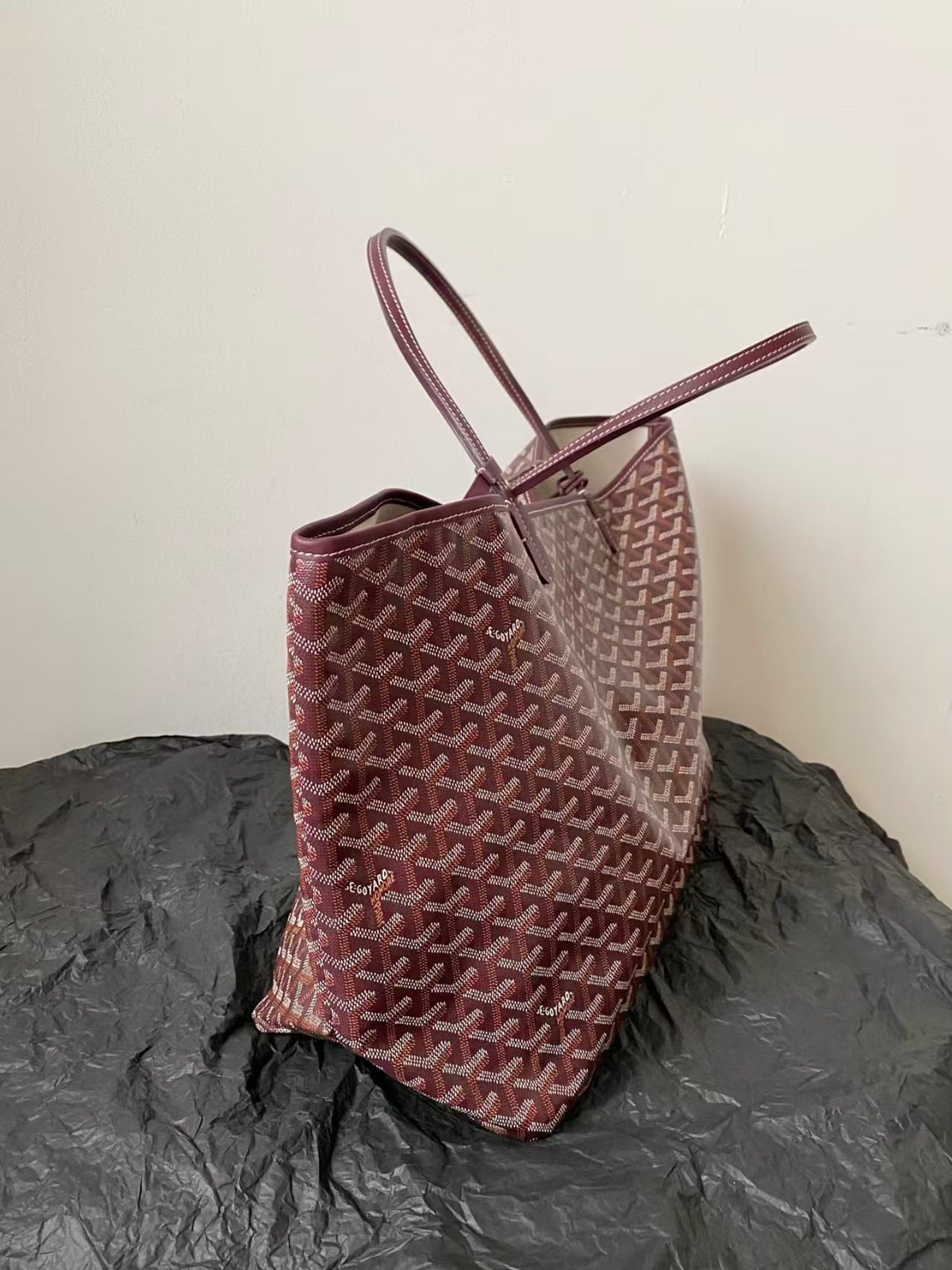 SAINT LOUIS MEDIUM BURGUNDY TOTE BAG