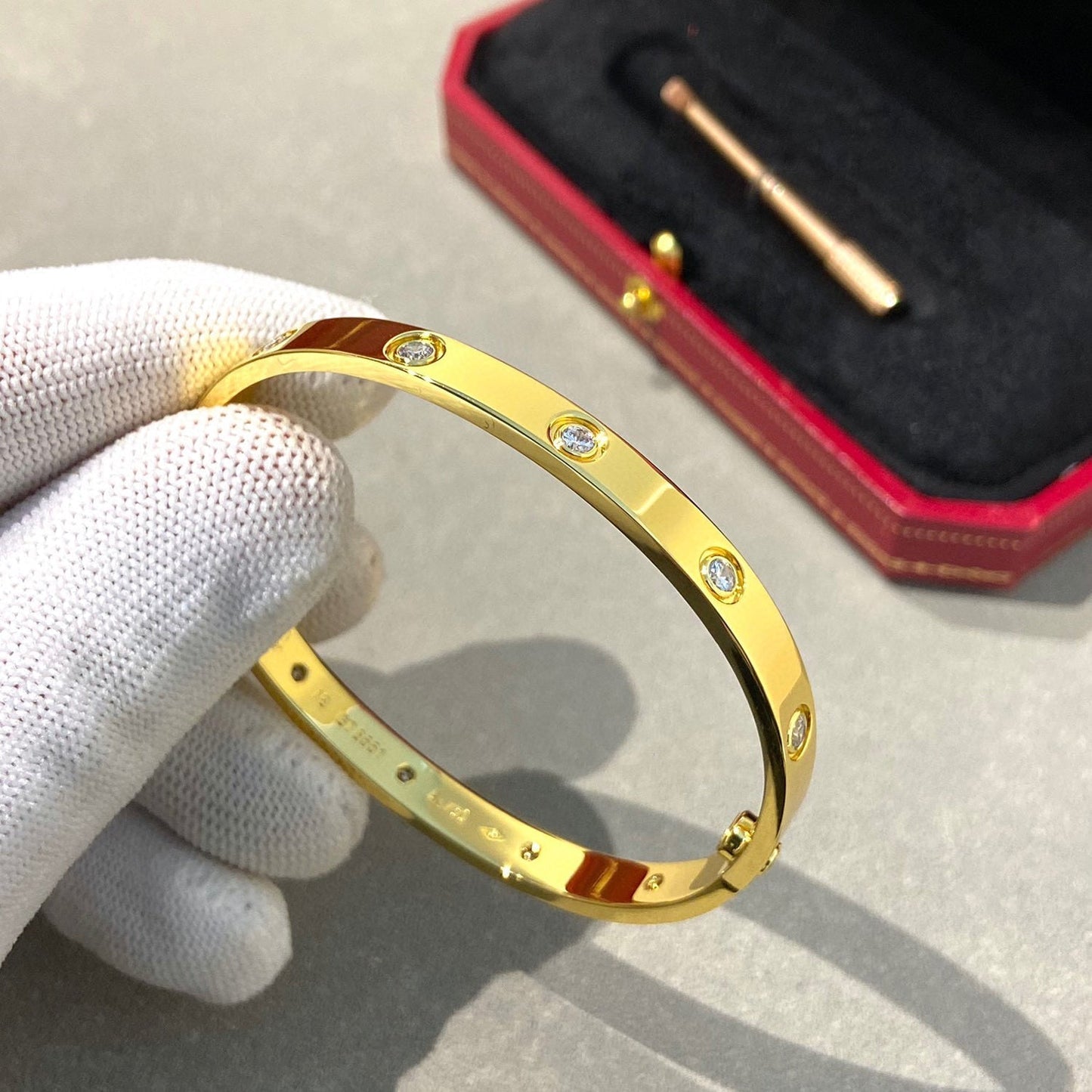 [AURORA]LOVE BRACELET 6.1MM 10 DIAMONDS