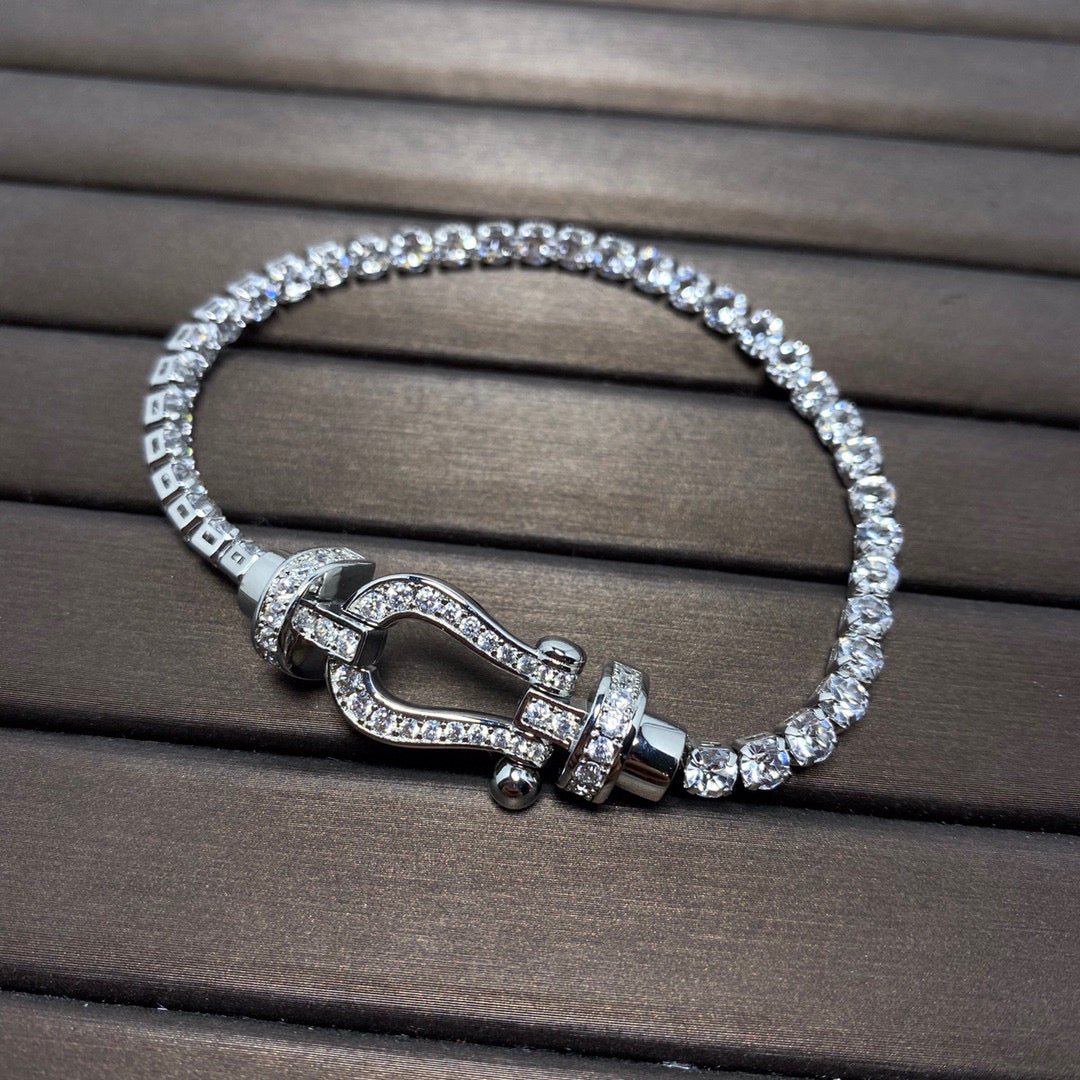 [AURORA]FORCE  LARGE HORSESHOE FULL DIAMOND TENNIS BRACELET