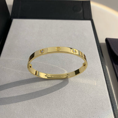[AURORA]LIEBESARMBAND 6,1 MM 4 DIAMANTEN 