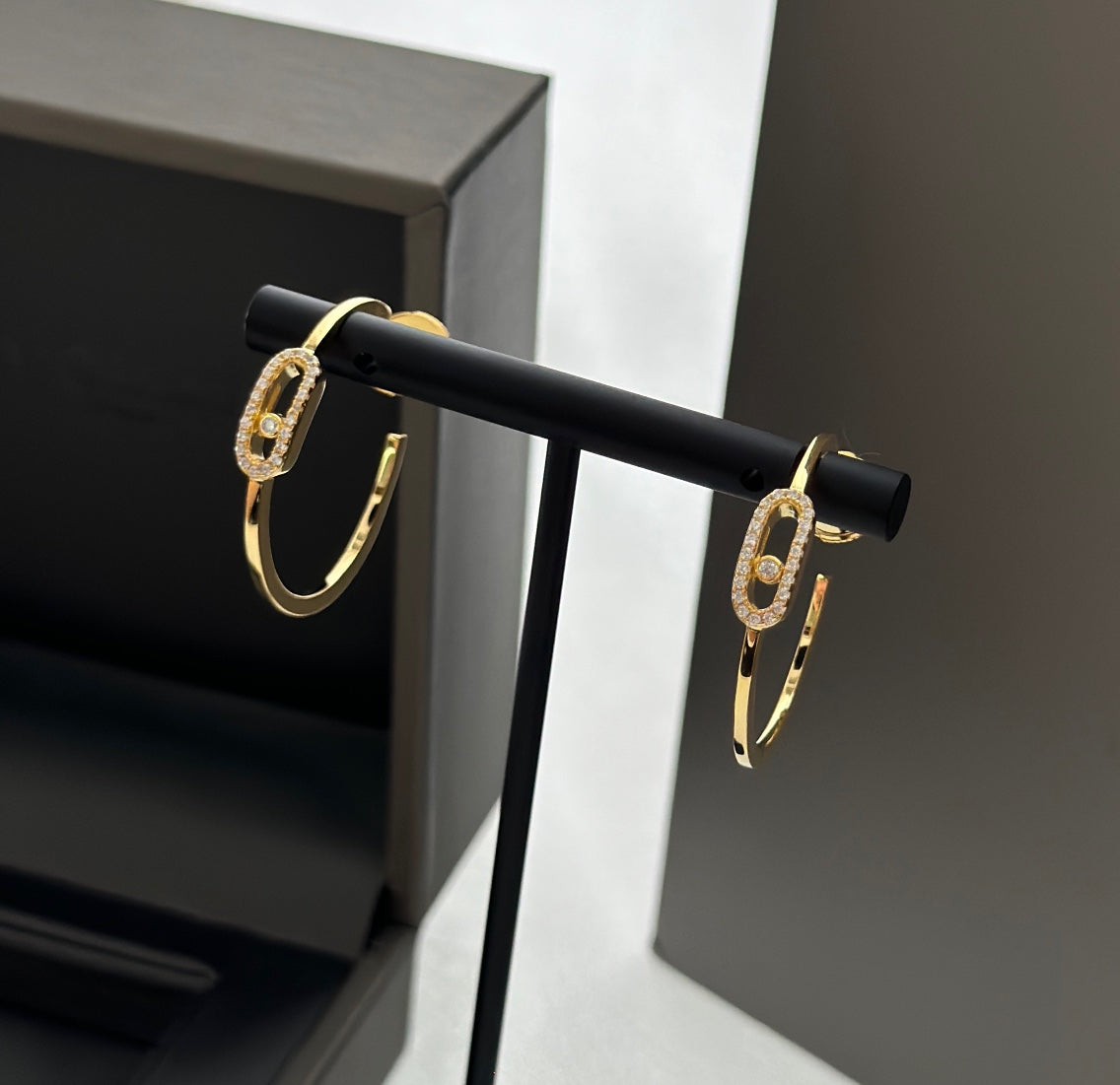 [AURORA]CREOLES MOVE UNO PM DIAMOND EARRINGS