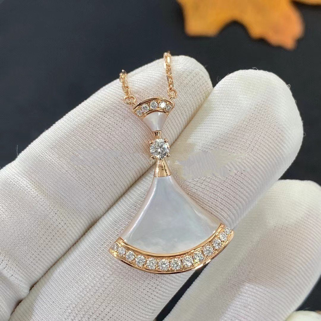 [AURORA]DREAM HALSKETTE MOP ROSA GOLD DIAMANT
