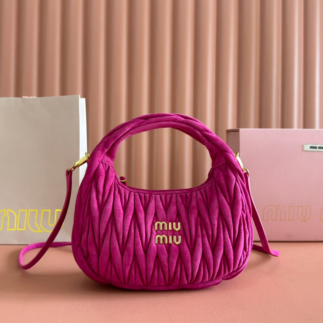 MM SUEDE HANDBAG 23 DEEP FUCHSIA