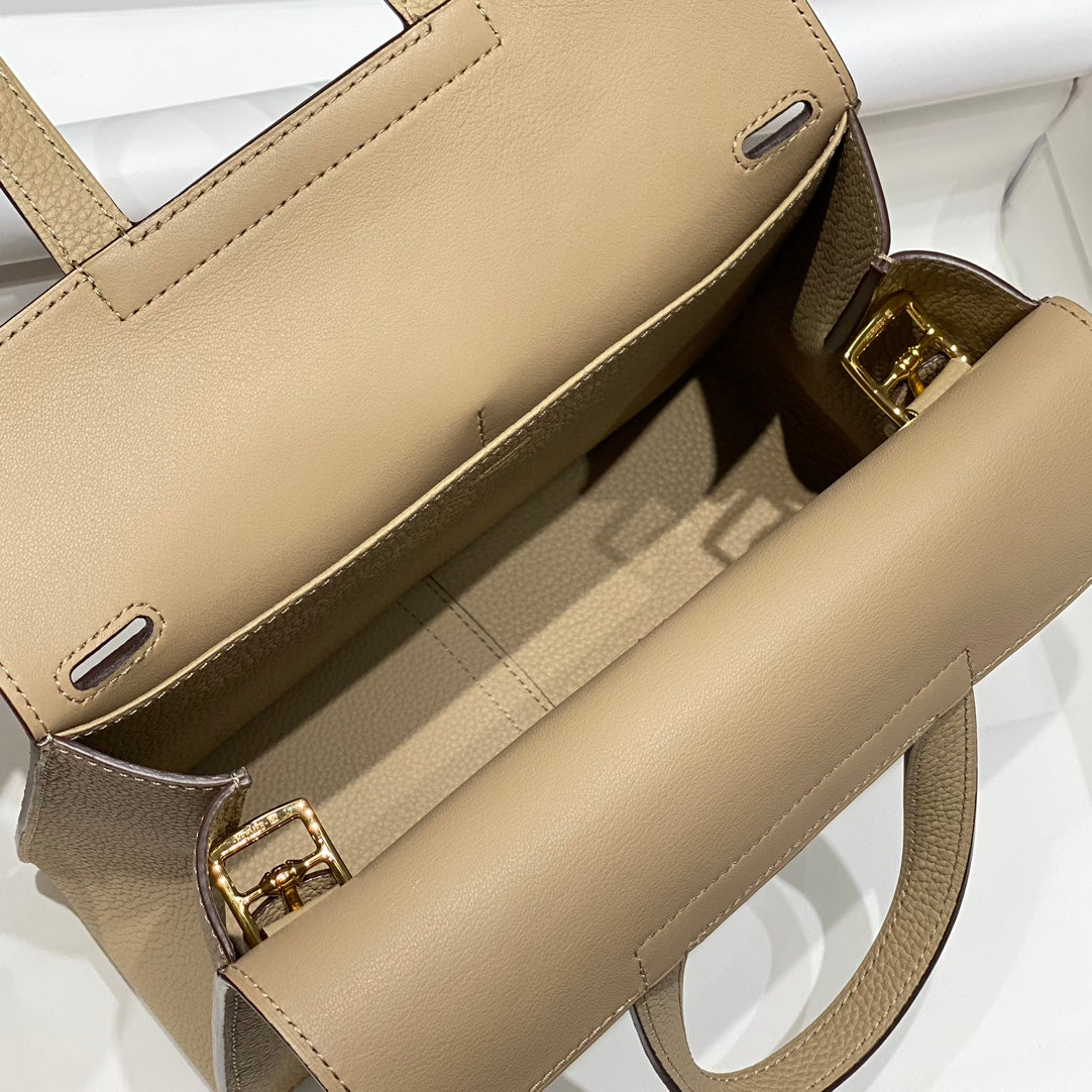 HALZAN 25 HANDLE BAG IN TAN BROWN GRAINED CALFSKIN