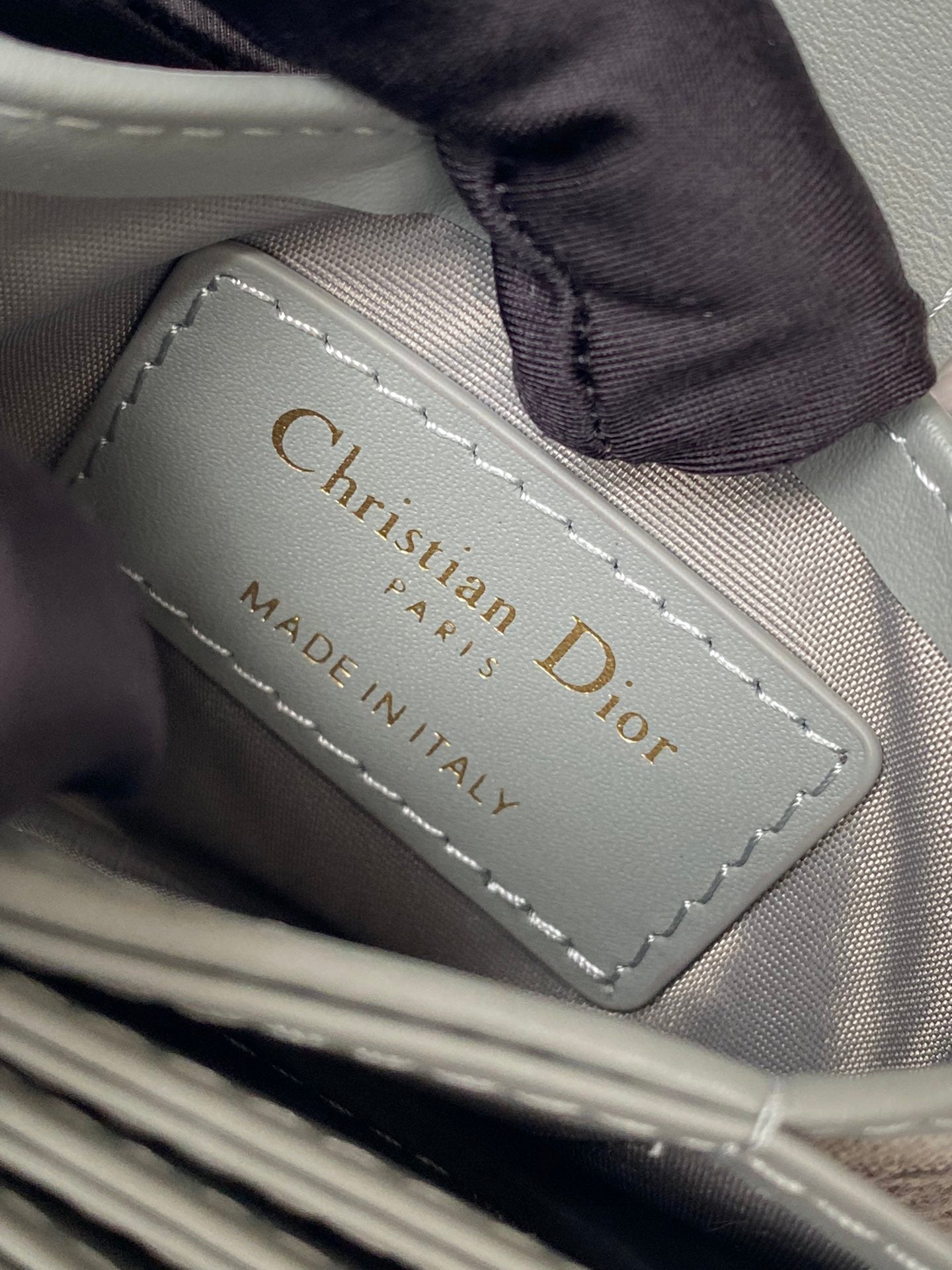 MONTAIGNE WALLET 11 IN OSLO GREY MONOGRAM OBLIQUE JACQUARD