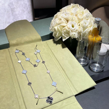 [AURORA]DETACHABLE CLOVER 15(11+4) FLOWER SILVER NECKLACE SET