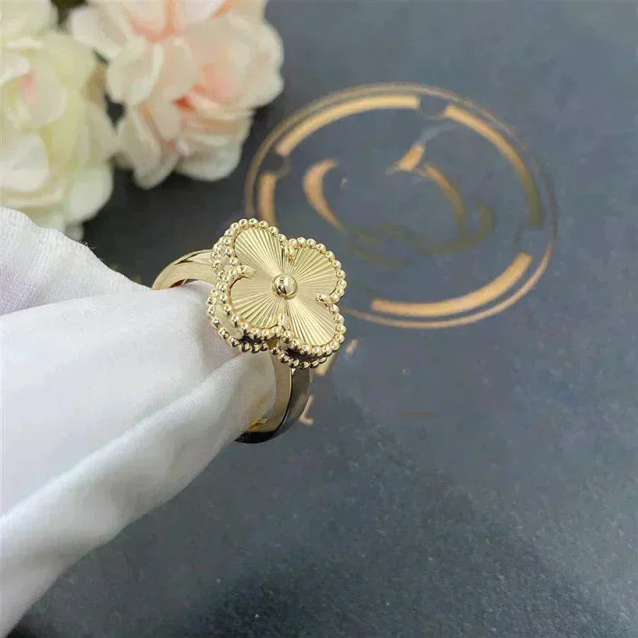 [AURORA]CLOVER GOLD RING